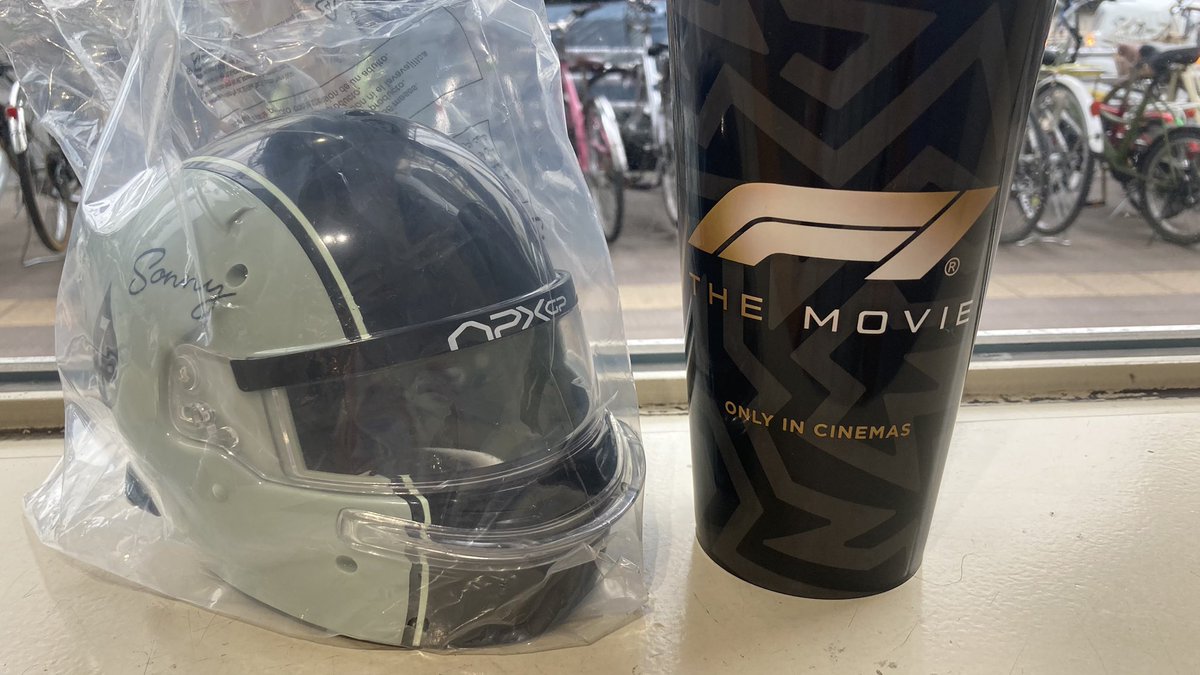 澤田賢志@MGU-け (@kenji_sawada_) on Twitter photo 感想
・F1コアファンが見ても大丈夫
・チームクルーにも気配りされていて満足
・論理破綻なく終わって満足
・アブダビレースフィニッシュ後が特に良かった
・ワイは多分25回以上涙腺キタ
・エンドロールの各国ユニット見て泣いたしな(泣き過ぎ)
結構
✨見るべし✨ 感想
・F1コアファンが見ても大丈夫
・チームクルーにも気配りされていて満足
・論理破綻なく終わって満足
・アブダビレースフィニッシュ後が特に良かった
・ワイは多分25回以上涙腺キタ
・エンドロールの各国ユニット見て泣いたしな(泣き過ぎ)
結構
✨見るべし✨