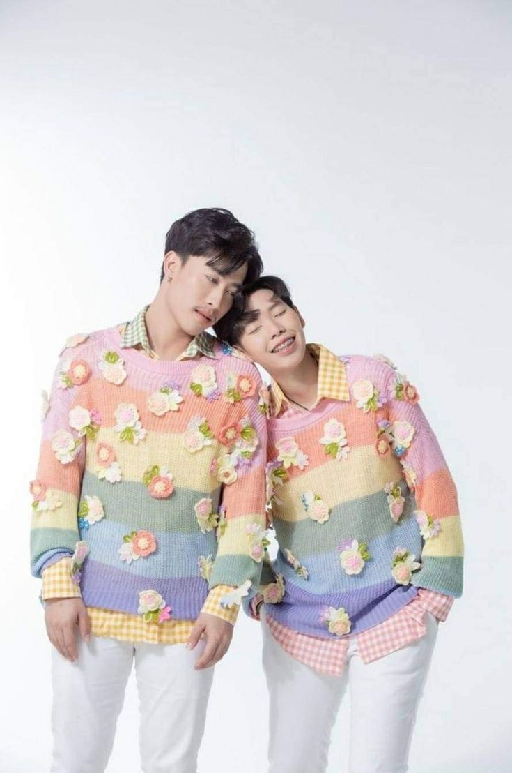 PochStory's tweet photo. ไม่รู้หรอกว่าพวกแกสองคนจะยังอยู่ให้รักแบบนี้ไปอีกนานแค่ไหน แต่วันนี้ยังอยู่จะรักให้ดีที่สุดเลยนะ
5TH FANMEETING OCEANOFLOVE
#รักนะต้าววาฬ_5thFMwithNookPai https://t.co/gwsZaqDXxA