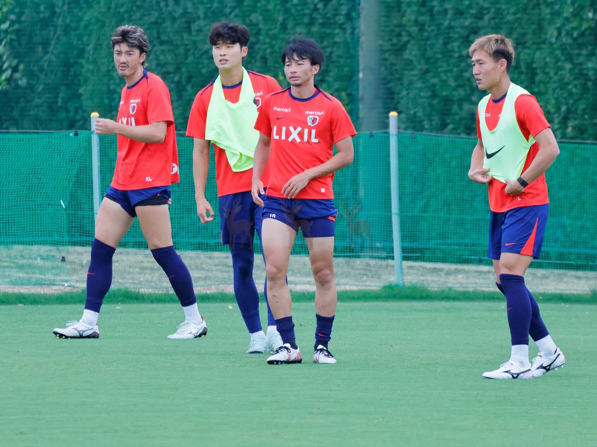 hiyorin818's tweet image. すっかり暑くなってきたので、ショーツ短めの選手が増えてきましたね🩳
美脚✨️

#柴崎岳 #千田海人 #三竿健斗 #キムテヒョン