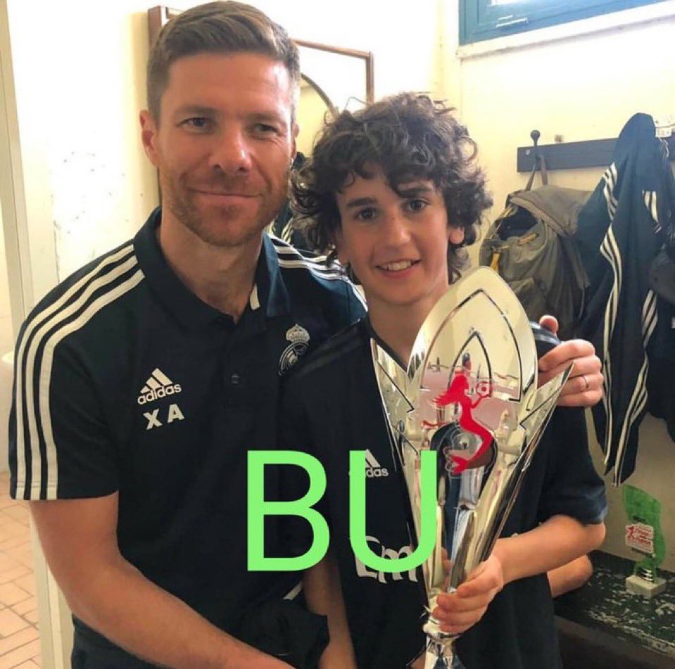 JACOBAZO GORDISIMO

MUY MUY GORDO

PRACTICAMENTE INMENSO