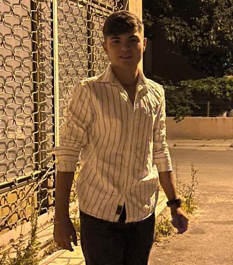 📌Dün akşam marketten dönerken 16 yaşındaki oğlumu bir orospu çocuğu ekmek bıçağı ile bıçaklayıp kaçtı!
📌Geceyi hastahanede ve karakolda geçirdik!
📌Sol bacağına dikiş atıldı ve yarası derin!
📌O bıçak oğlumu öldürebilirdi, sakat bırakabilirdi, organlarına zarar verebilirdi!