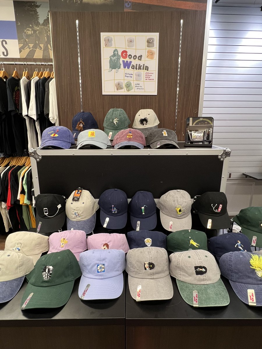 DGirlside's tweet image. 本日最終日です！🧢🔥
グッドウォーキン上田さんの在店は、12:00〜19:00まで(POP  UPも19:00まで)となります🥳✨
在庫のお問い合わせ、通販ご希望の方は直接 @dp4_diskunion までお問い合わせください🙇‍♀️
ぜひお待ちしております！🕊️

girlside.shop/news/6852509aa…