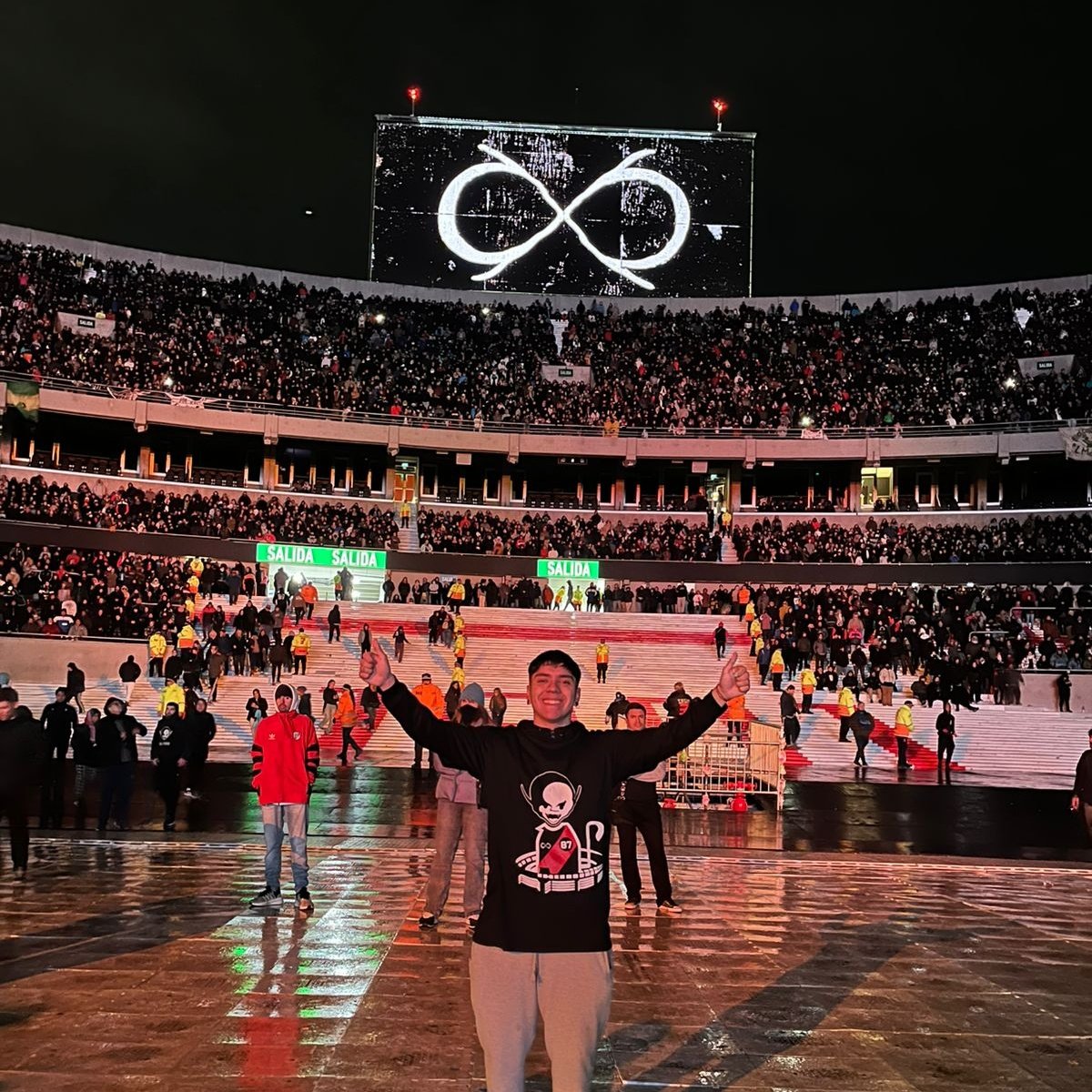 𝕰𝖓𝖟𝖔🐔 tweet media