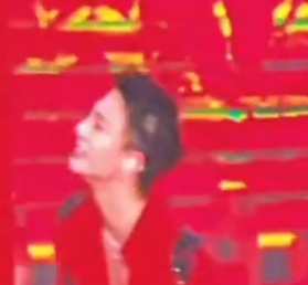 becabyknow's tweet photo. PQ O HYUNJIN TÁ UM BURACO SEM CABELO???????? KKKKKKKKKKKKKKKKK https://t.co/MD6qOdo1bV