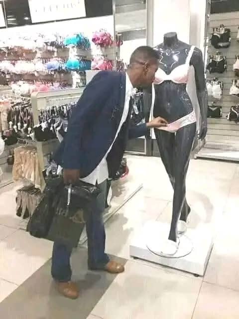 MbukeliG's tweet photo. @Newzroom405 Eish The khumalos aziphumi ekuthetheni https://t.co/mlElWw3fLp