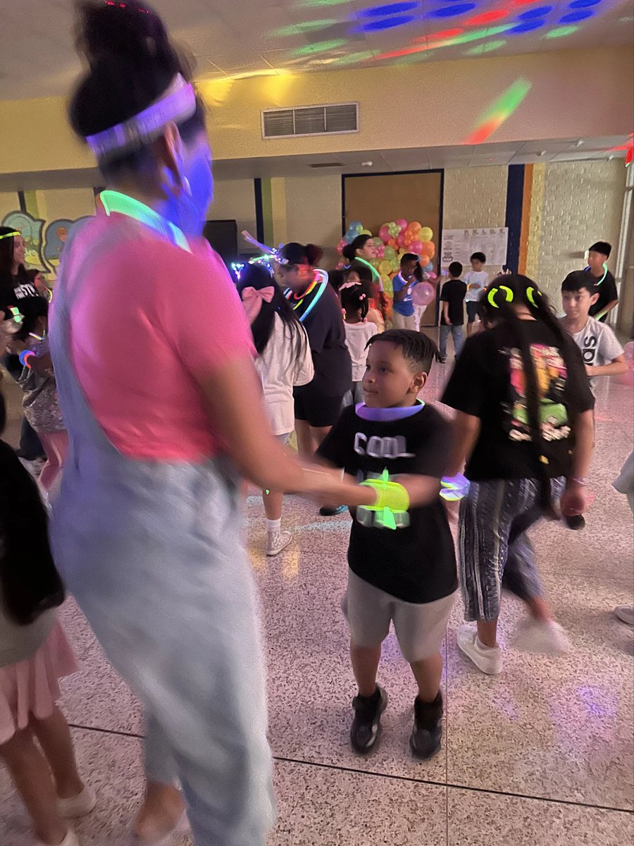 Rafael Esteban tweet media