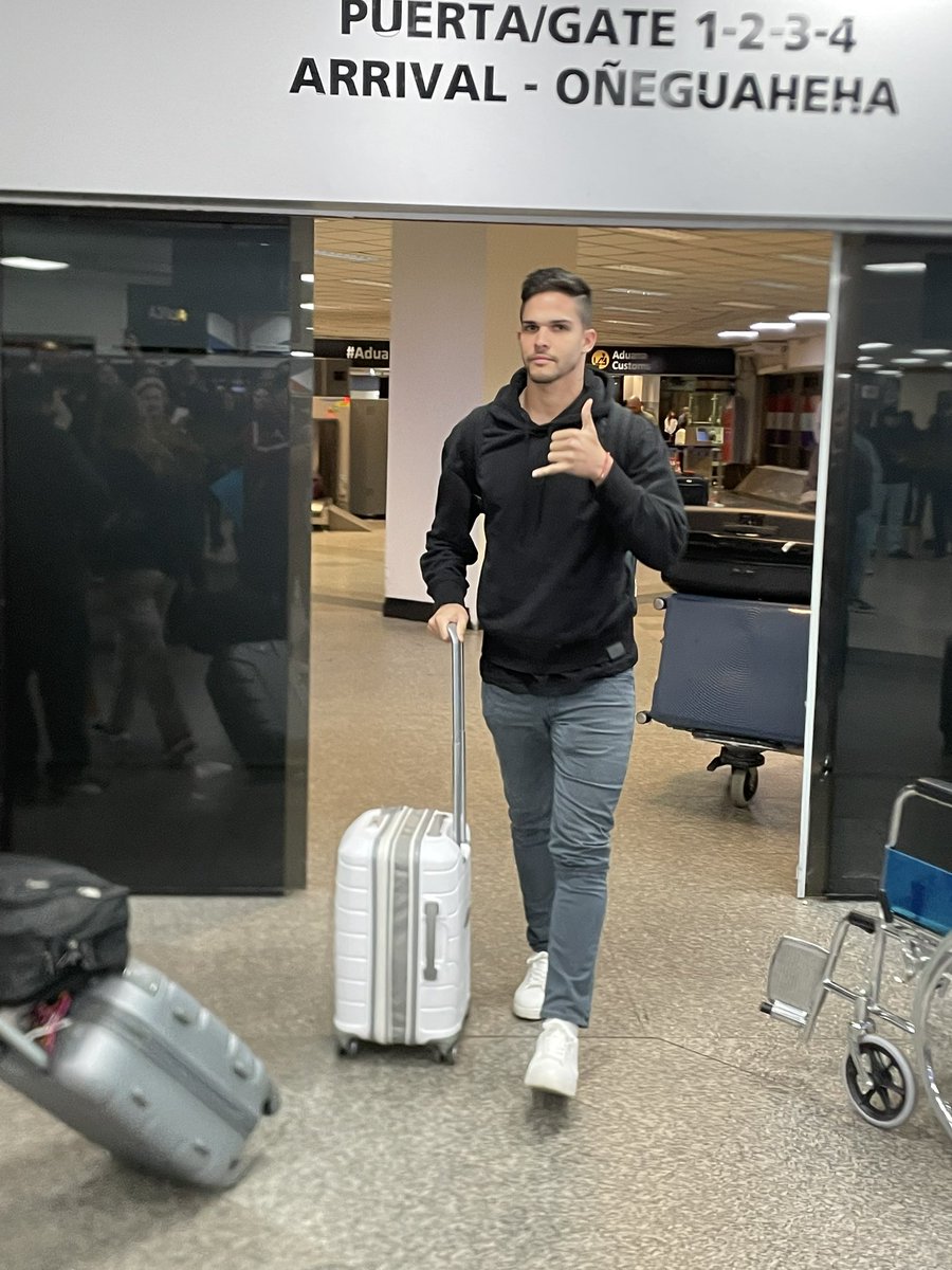 Jorge Izquierdo (@izquierdo010) on Twitter photo Luis “Totín” Amarilla ya está en el país, mañana se hará las pruebas médicas y luego firmará por Cerro Porteño.
Un año a préstamo.
Sus declaraciones en todas las plataformas de <a href="/ABCCardinal/">ABC Cardinal 730 AM</a>. Luis “Totín” Amarilla ya está en el país, mañana se hará las pruebas médicas y luego firmará por Cerro Porteño.
Un año a préstamo.
Sus declaraciones en todas las plataformas de <a href="/ABCCardinal/">ABC Cardinal 730 AM</a>.