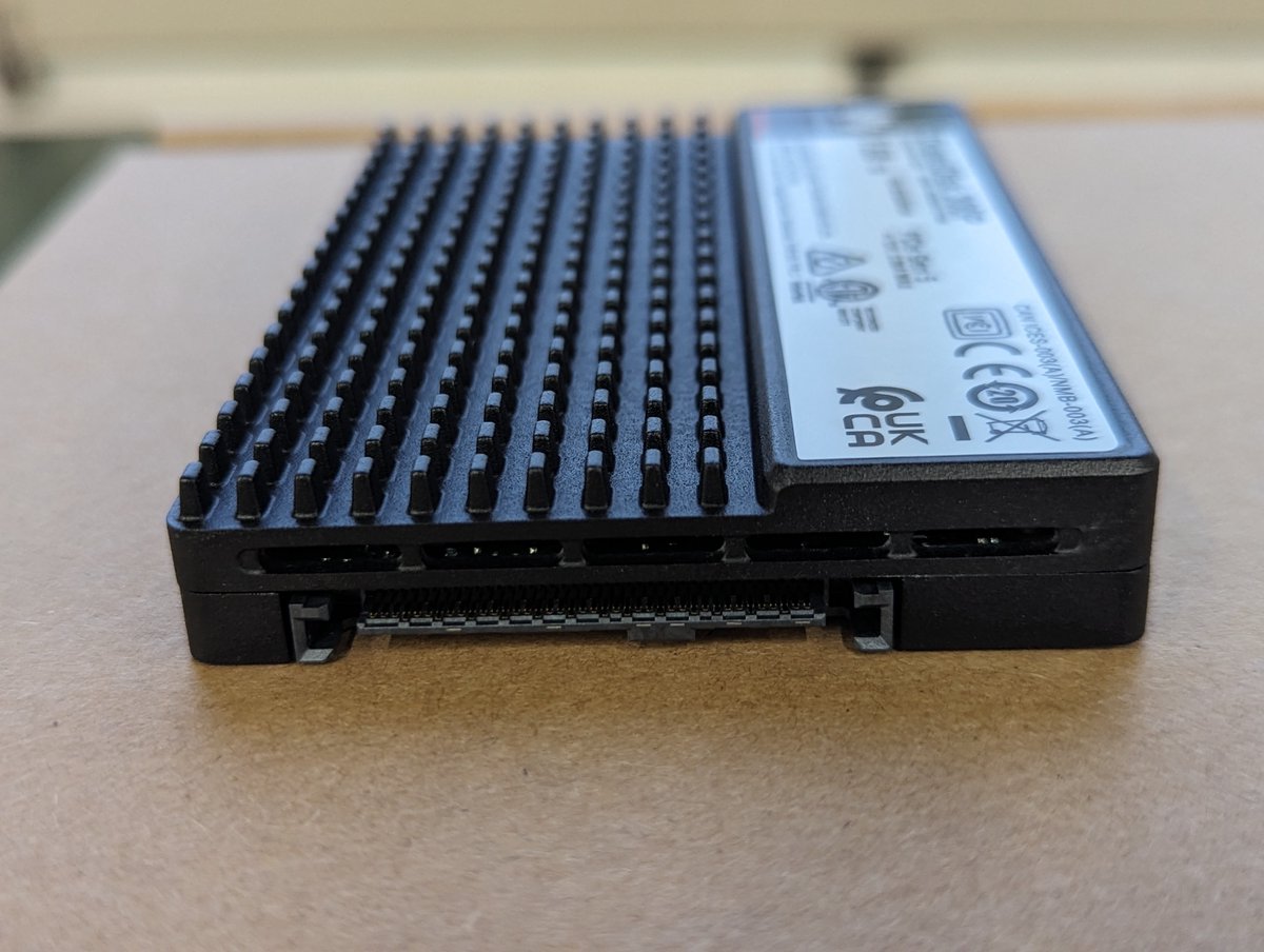 ottoserver's tweet image. 【在庫品情報】
Seagate EXOS(リファ) 26TB 59,180円(税込)
pcserver1.jp/category/SALE_…
Seagate EXOS(リファ) 20TB 43,780円(税込)
pcserver1.jp/category/SALE_…
7.68TB Gen5 U.2 184,800円(税込)
pcserver1.jp/category/SALE_…
WD Ultrastar HC580 94,380円(税込)
pcserver1.jp/category/SALE_…