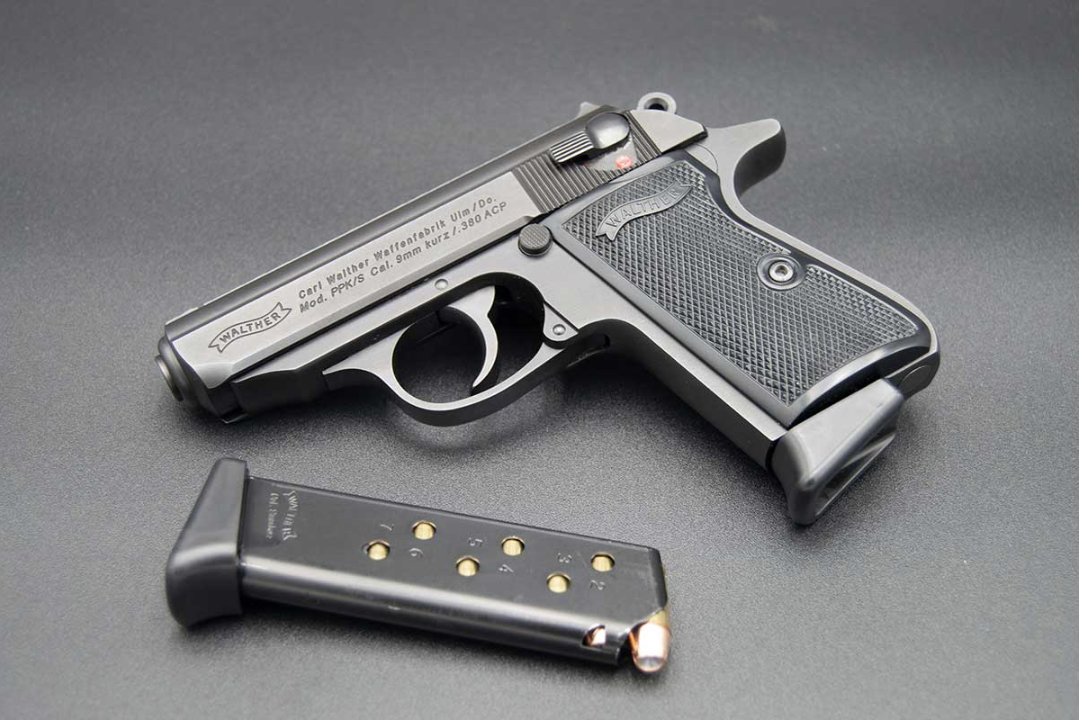 GunBroker (@gunbroker) on Twitter photo Gun Review: The Walther PPK/S โ Truly a Classic Carry Option
๐ฅ Read Article: bit.ly/42A2Hxz
<a href="/WaltherFirearms/">Walther Firearms</a> #gunsdaily #pewpewlife Gun Review: The Walther PPK/S โ Truly a Classic Carry Option
๐ฅ Read Article: bit.ly/42A2Hxz
<a href="/WaltherFirearms/">Walther Firearms</a> #gunsdaily #pewpewlife