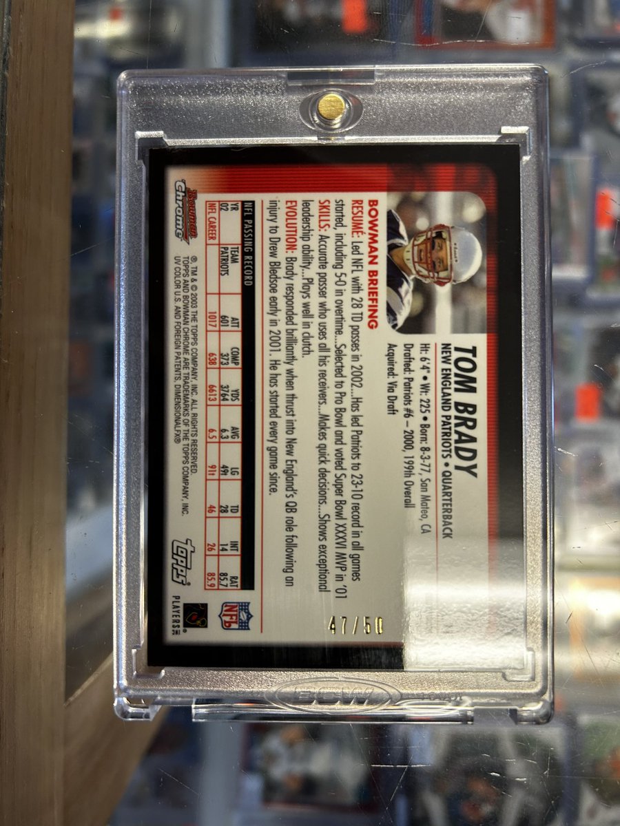 RAPIDZSports's tweet photo. I’ve had this beauty for 22 years…One of the 50 sold on eBay for $9100, at a PSA 8….Dang. To grade, or not to grade? That is the question…#TomBrady #BowmanChrome #Gold #Refractor https://t.co/Tfbb1Lup4d