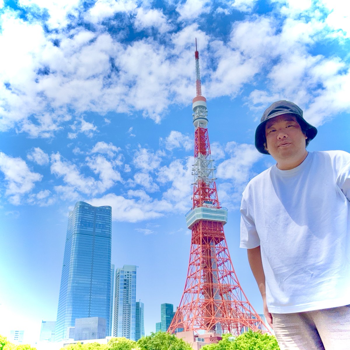 岡崎体育 リボン (Half Size Ver.)
歌rec、mixで参加してます！
福島節さんのアレンジがほんと素敵。
youtube: youtube.com/watch?v=x7BQD8…
