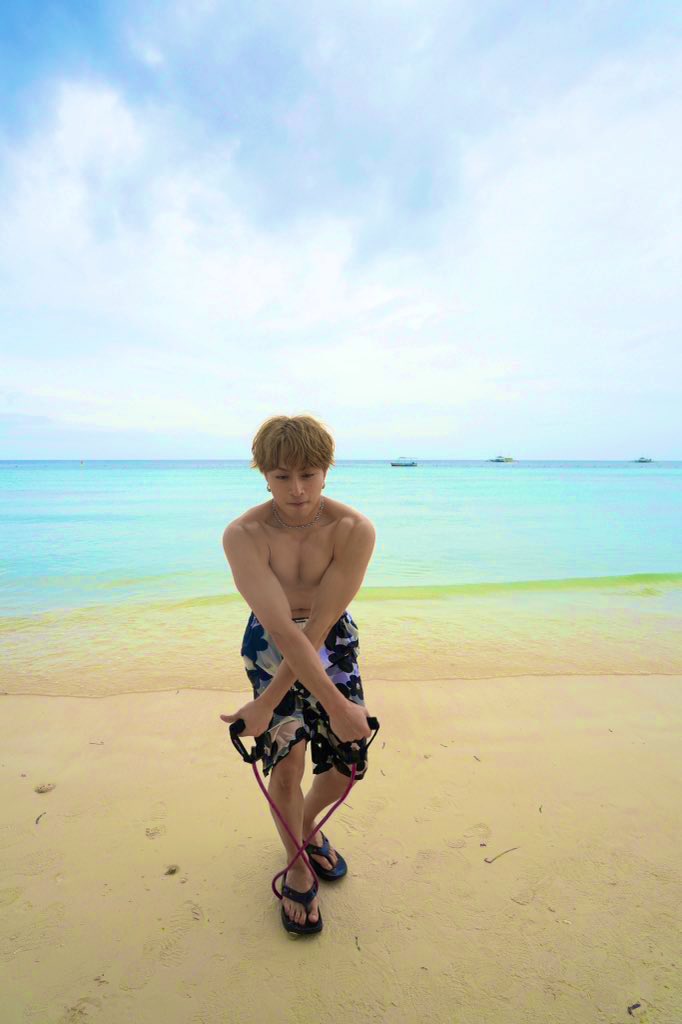 【公式】白濱亜嵐2nd写真集 Hallelujah!! tweet media