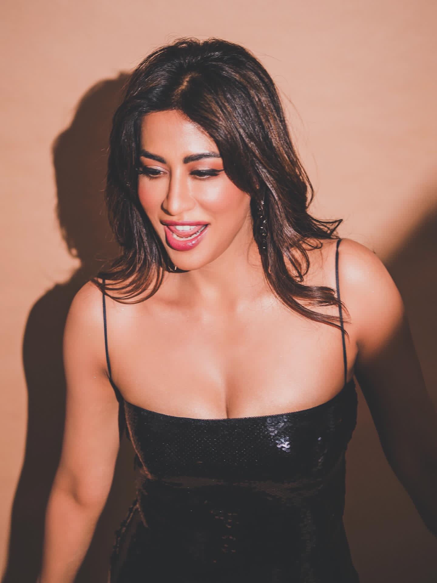 Guax8f0aQAARV0w?format=jpg&name=large