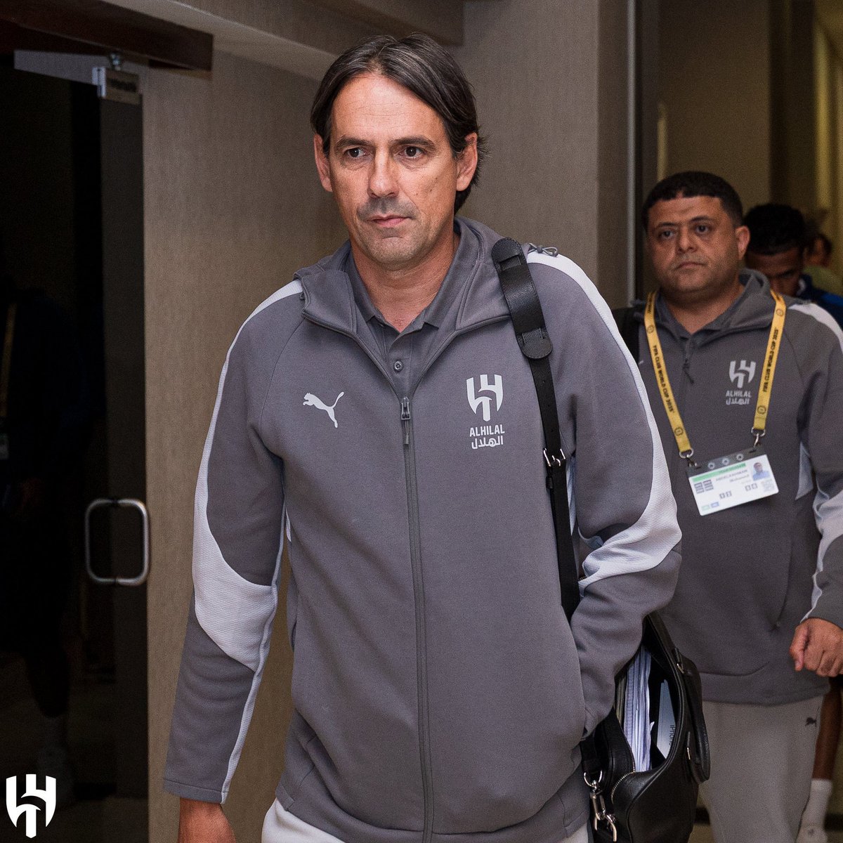 عجباً لهذا الهلال يأتي متأخراً ويحصل على كل شيء 
الف مبروك للأمه الزرقاء التأهل لدور ال 16 
💙💙💙💙