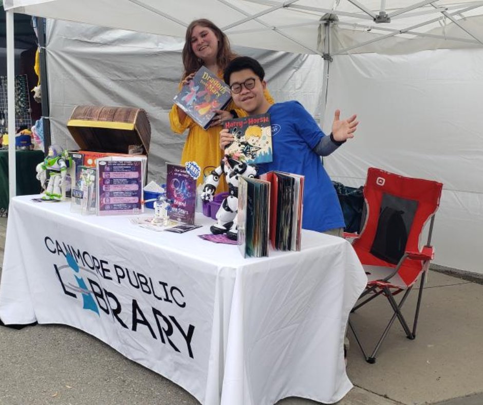 CanmoreLibrary's tweet image. Thanks to everyone who visited our booth at the Mountain Market today! 🚀
We loved getting to connect, chat, &amp;amp; share our excitement for the Beyond the Stars SRG with you! 🌌📚
Ready to join the mission? 👉 bit.ly/43Tqn1P
#CanmorePublicLibrary #SummerReadingGame
