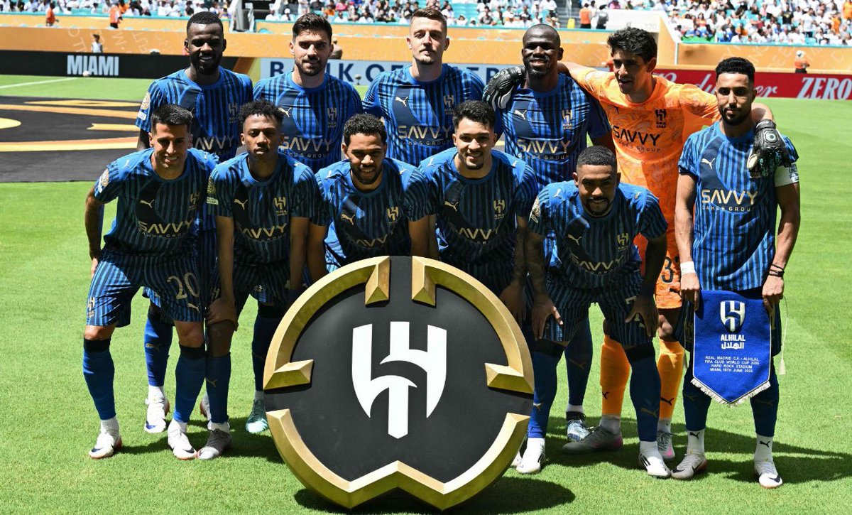 والله إنك فخرنا في كل حزه
والله إنك عزنا في كل حين 💙
#الهلال_باتوشكا