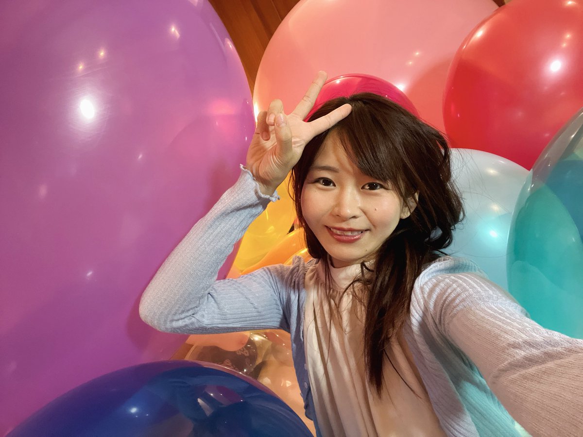 Akane_22b35d's tweet photo. 今日はバルーン撮影です〜🎈🎈🎈 https://t.co/rSewatdefR
