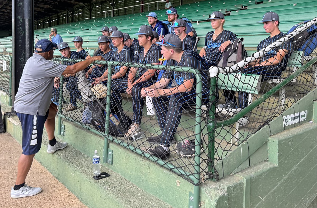 ColeCarroll2029's tweet image. Blessed to play in the 14U @PGDeepSouth WWBA & play at @RickwoodField ๐ @ECGrays for the opportunity! Ronnie โPapa Jackโ Jackson (my mentor) came to watch & spoke to my Team. Papa Jack played in the MLB 13 years & the Hitting Coach for the RedSox when they won the World Series!