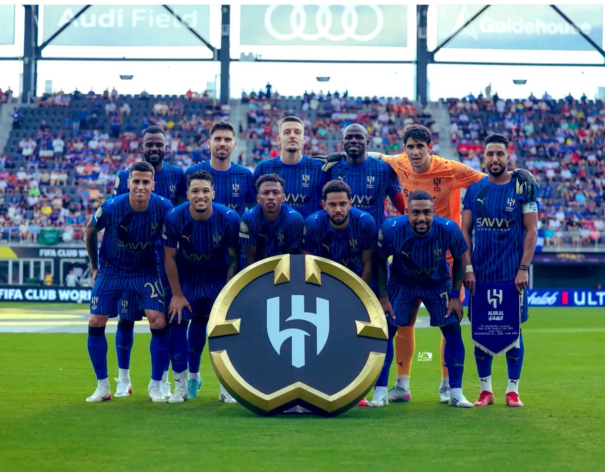 abdu2010411's tweet photo. الف مبروك الهلال يتأهل للدور 16 💙 https://t.co/FtixBLWQtF