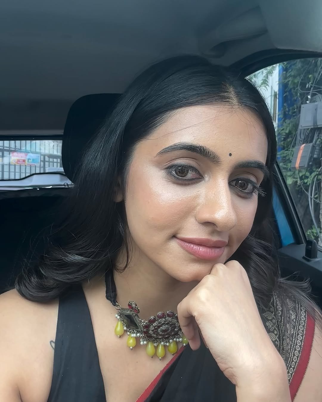 GuazCL-bwAADHeb?format=jpg&name=large