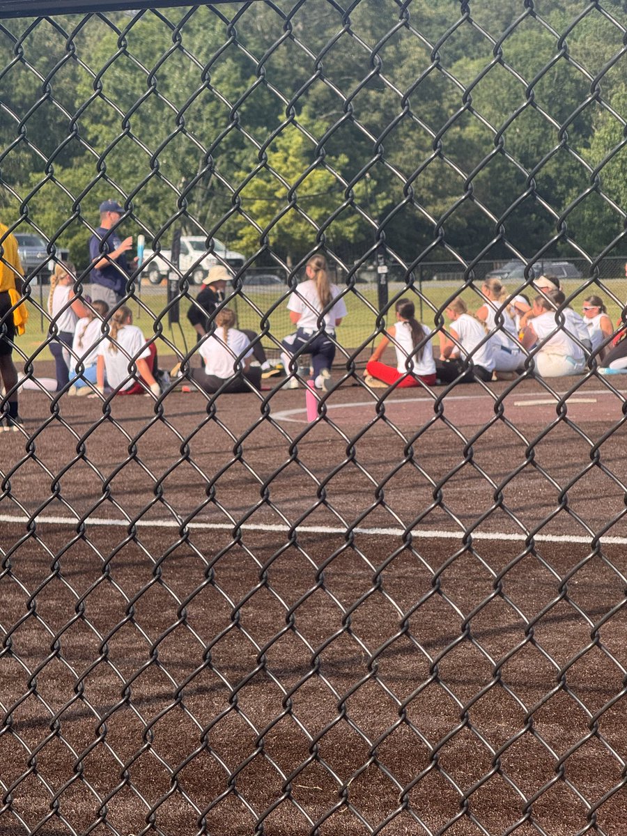 AnzBattle17's tweet image. Had an incredible time at the Owl City Camp today!
Loved getting to work with such knowledgeable coaches—they gave me some awesome feedback and really helpful tips. Grateful for the experience and excited to take what I learned back to the field!
@SUHawksSoftball @RUSoftball22…