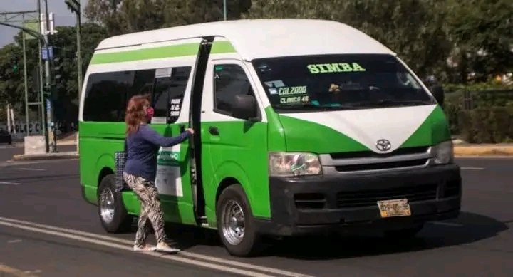 La película que voy a ver /// la bestia en   la que voy a llegar