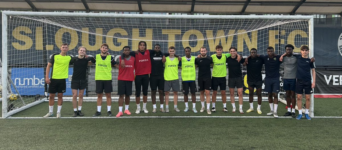 JonUnders's tweet photo. 12/12 sessions done! ✅

Really enjoyed my Summer Camp again this year, coaching over 40 players who all showed great attitude &amp; have given themselves a great chance of a strong start to their season!

Now looking forward to starting a new chapter tomorrow with @ETFCOfficial ⚽️ https://t.co/QDx3XyKpnn