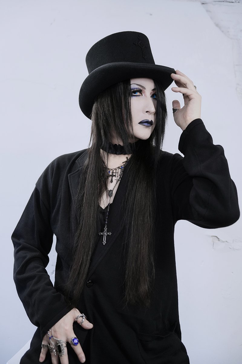 mana様 Moi dix Mois（Mana） (@M_d_M_official) / X