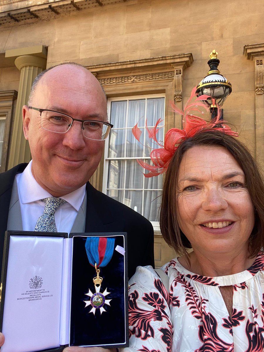 AJPhillipson's tweet image. No ordinary day. Beyond honoured to attend an investiture at Buckingham Palace yesterday to be made a CMG by HRH The Princess Royal. Thank you to Julie, my mum, and my brother for joining me for the moment, and all the love and support over so many years.