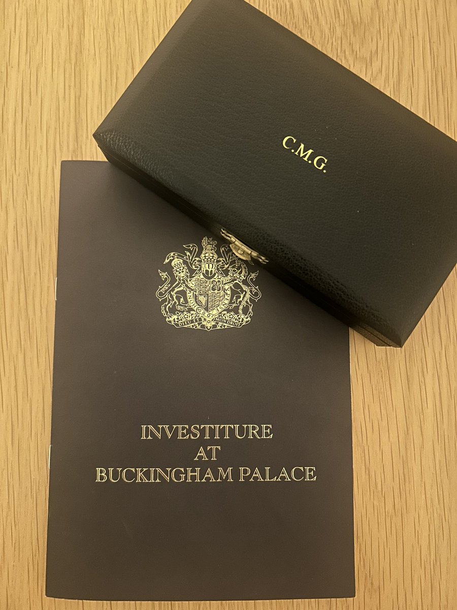 AJPhillipson's tweet image. No ordinary day. Beyond honoured to attend an investiture at Buckingham Palace yesterday to be made a CMG by HRH The Princess Royal. Thank you to Julie, my mum, and my brother for joining me for the moment, and all the love and support over so many years.
