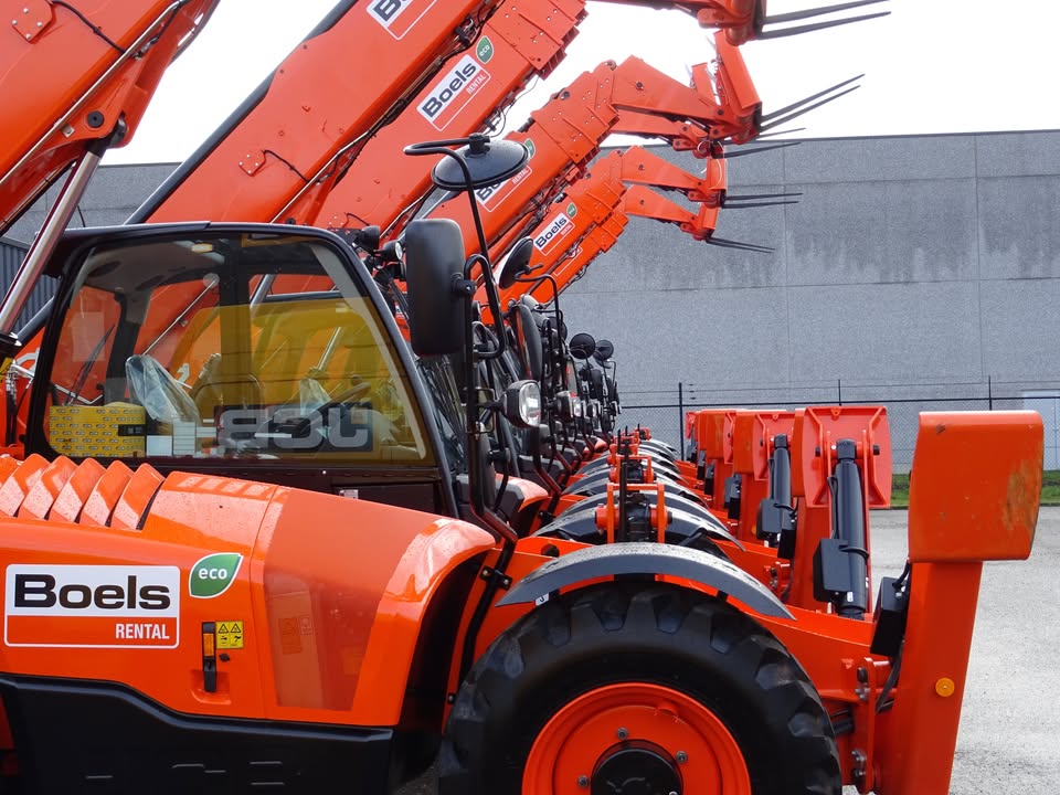 All lined up and ready to roll.

📍Netherlands
📸 Your picture or video of the week here?
👉 Tag us boelsrental
💌  Send us a DM

#pictureoftheweek #picoftheweek #boels #boelsrental
