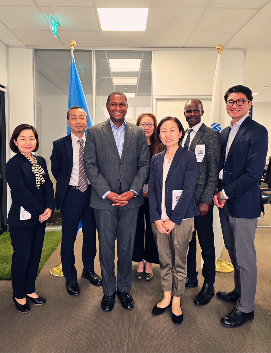 mamadou_dbalde's tweet image. Great meeting with @JICA HQ team in Nairobi, & happy to join the opening of the Regional Workshop on Human Migration, Refugees & Development. All critical to unlock opportunities for refugees & their host, social cohesion & to advance inclusion in national systems & economies.