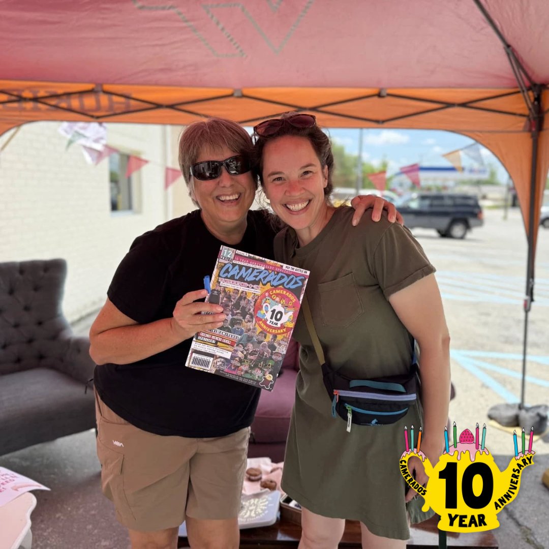 How are YOU celebrating #CameradosIs10? 🎉 Our Virginia friends set up a #PublicLivingRoom outside their YMCA — bringing folk together. 🛋️ Grab a chair, a beanbag, or a sofa and pop it in your community. You never know who you’ll meet! ✨ 
#WeAreCamerados