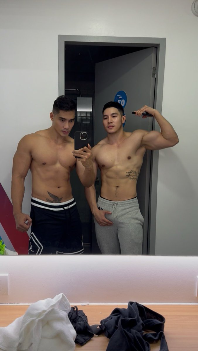 just_ed3 tweet media