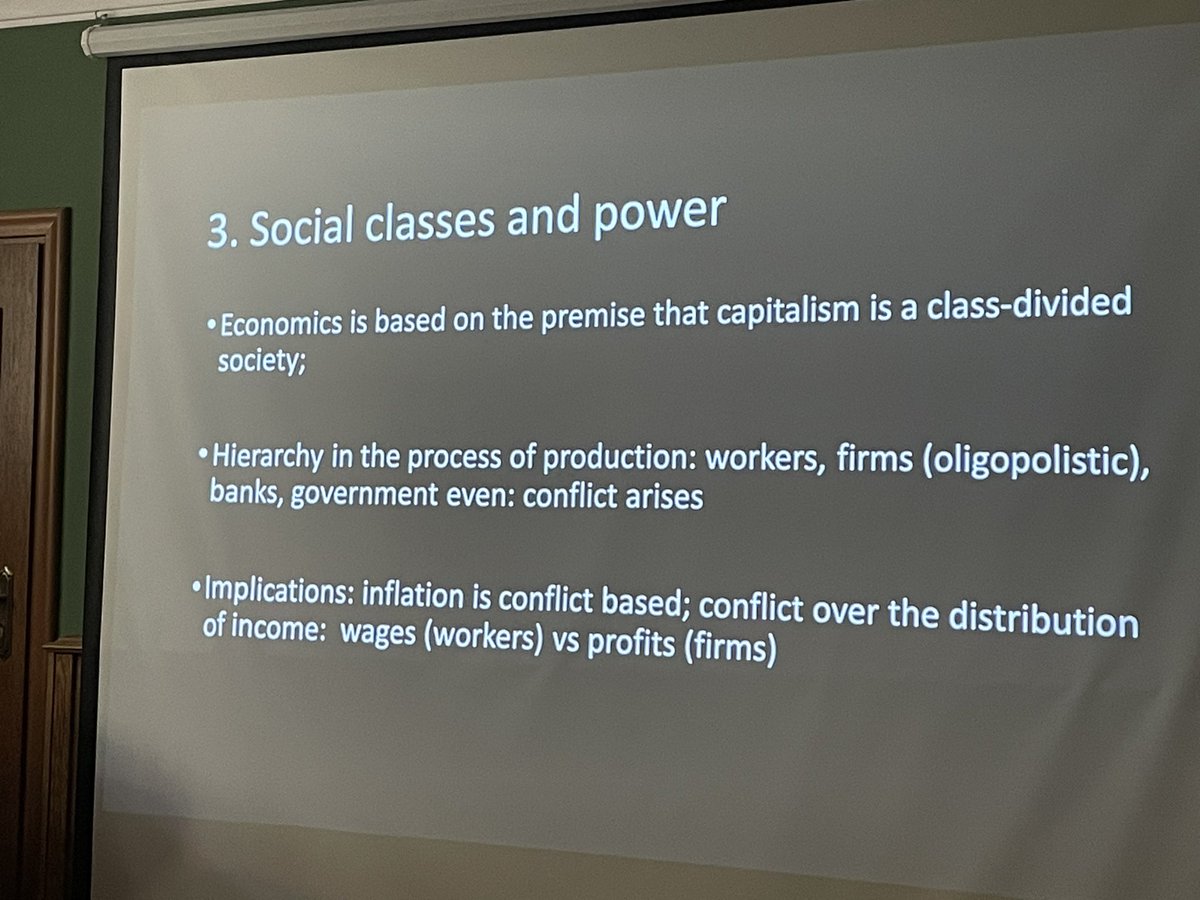 GBachurewicz's tweet image. @Lprochon speaks at 1️⃣ Poznan Post-Keynesian Workshop🙌
„Movement can only be forward.”
(J. Robinson)