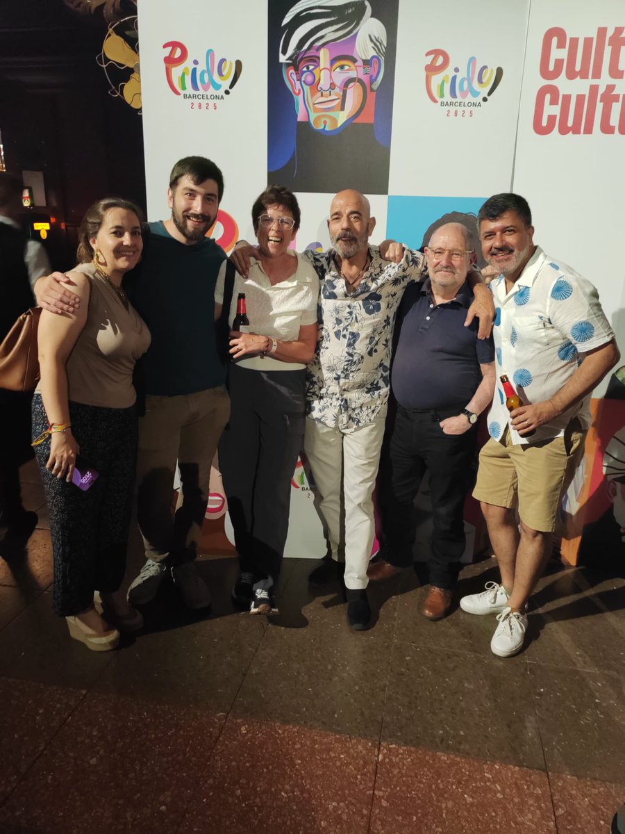 Comença el <a href="/PrideBarcelona/">PRIDE Barcelona</a>!

Ahir vam donar el tret de sortida a les activitats de la celebració de l’Orgull LGTBI+ a Barcelona, centrades en la cultura.

La cultura catalana LGTBI+ és clau per entendre on som en quant als nostres drets, perquè la cultura ens fa lliures.