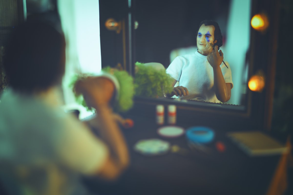 Makeup 🤡 
#JaiPasFiniDEJOUET 
#ArthurFleck #joker #JoaquinPhoenix #movie #toyphotography #photography #photooftheday