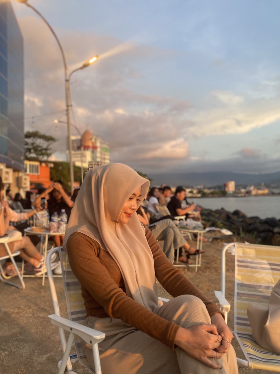 semijamet's tweet image. lagi santai kawan