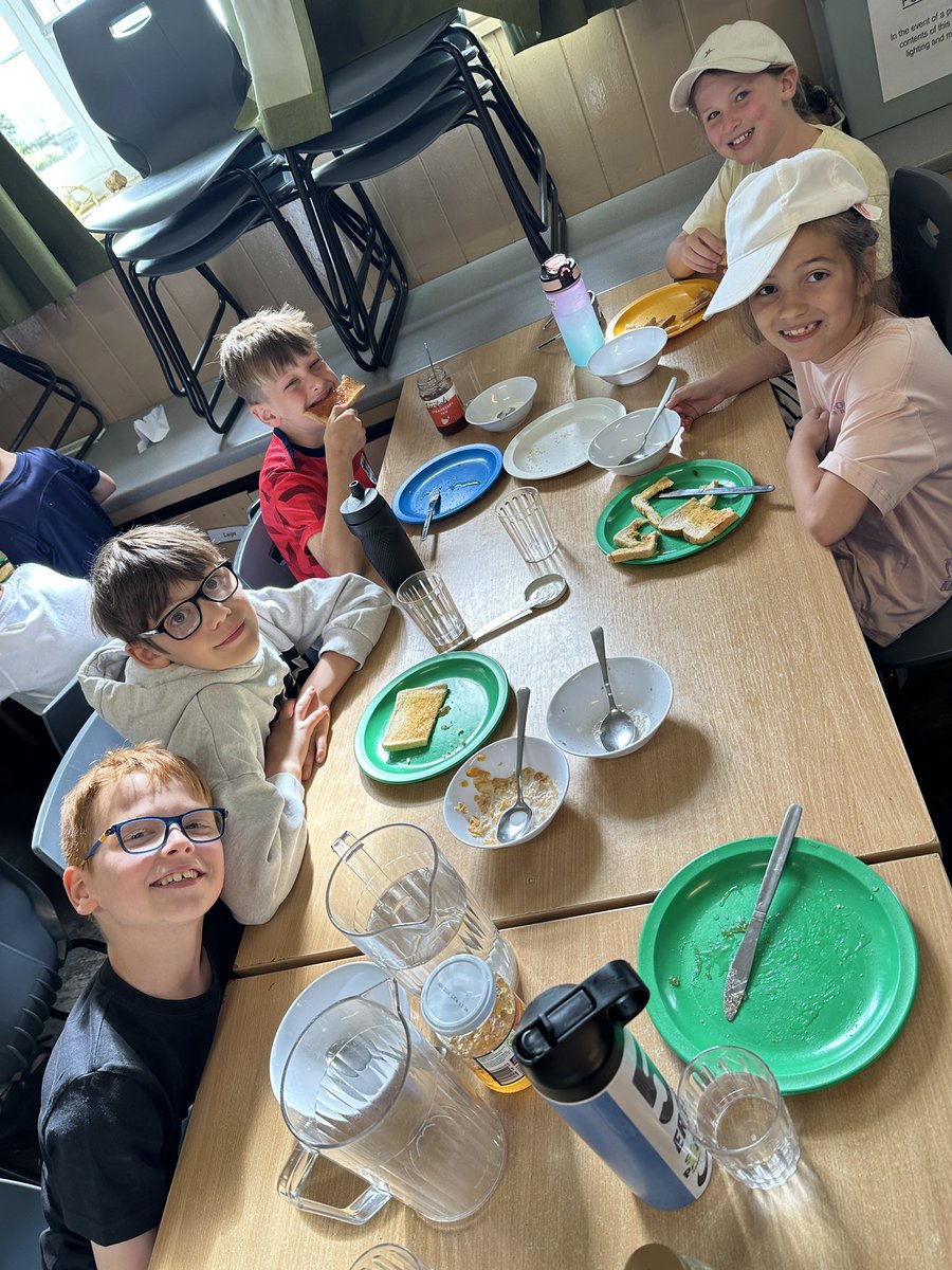 Overstone Primary School tweet media