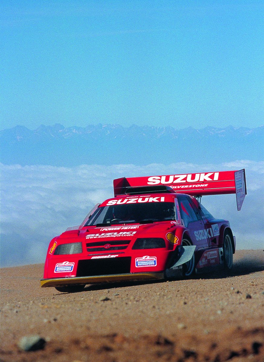 【モンスタースポーツ公式X 約1年ぶりに再始動‼️】
モンスタースポーツの新製品情報やファクトリーの様子など、最新情報を公式Xからお届けしていきますので、是非フォローをお願い致します👍
⠀
本日は、モンスターといえばこの車！でお馴染みのV6エスクード パイクスピーク スペシャルをご紹介。