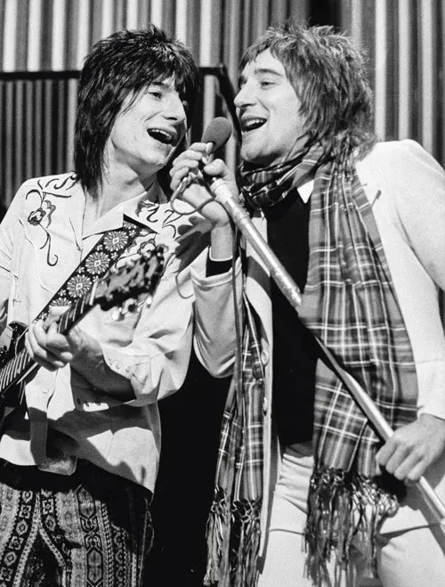 ronniewood's tweet image. #FacesFriday 🎵
"I was glad to come
And I'll be so sad to leave
But while I was here
I had me a real good time"