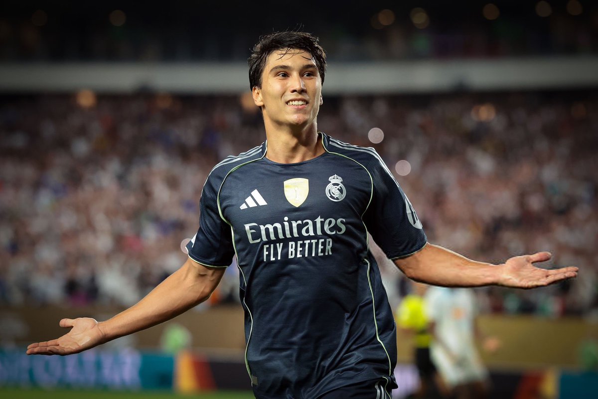 Instant Foot ⚽️ tweet media