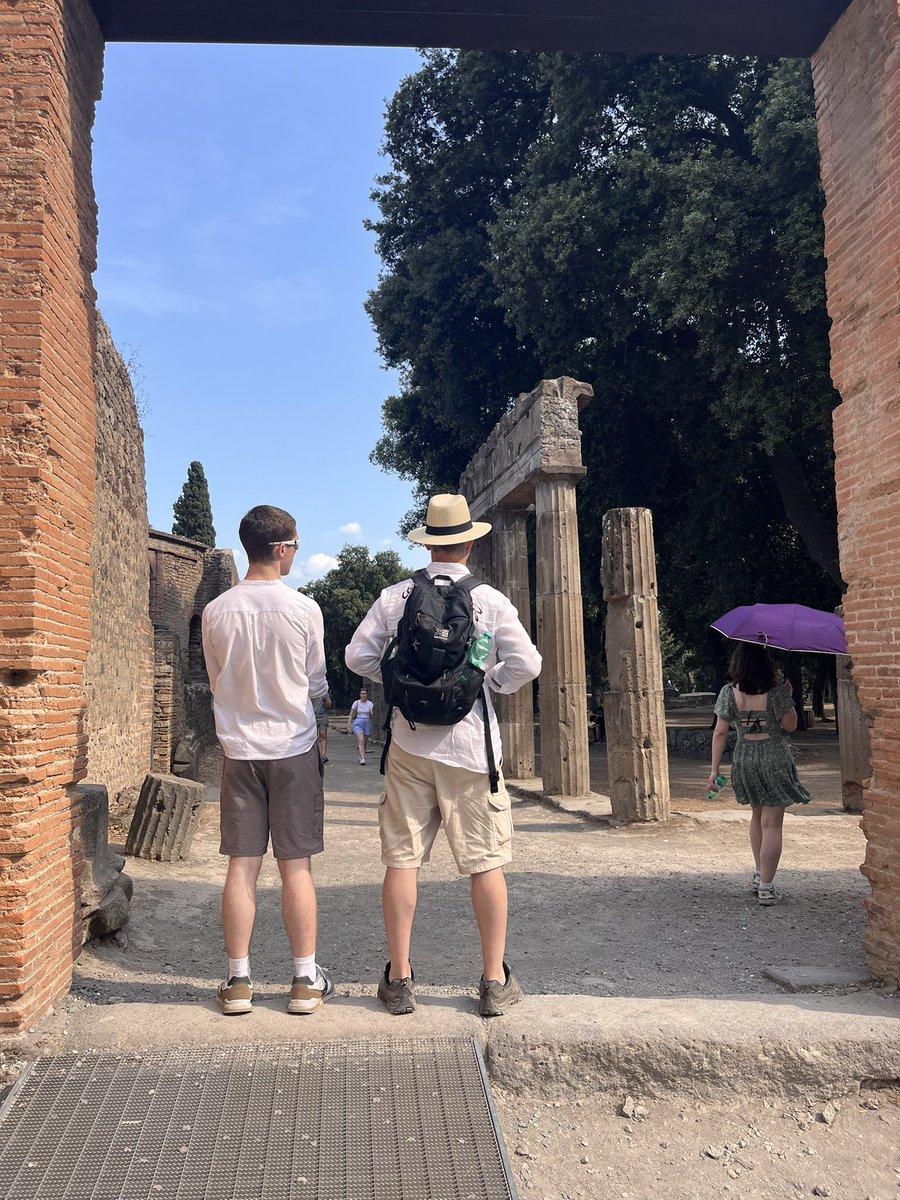 Mairéad Ó Hagan Anderson. tweet media