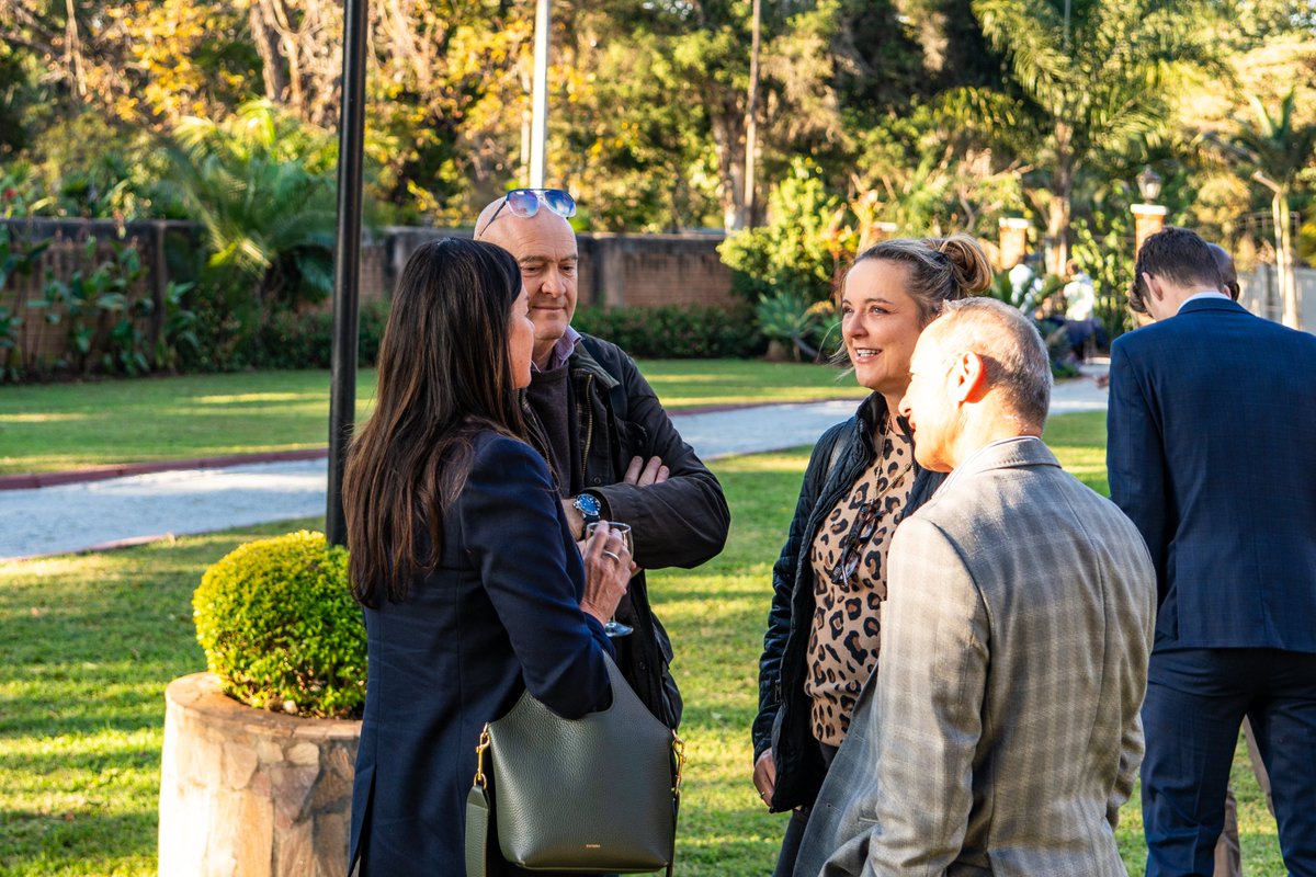 U.S. Embassy Zimbabwe (@usembzim) on Twitter photo 🎉 Big thanks to American Chamber of Commerce Zimbabwe for hosting an incredible networking event on June 24! 🌟 Special shoutout to <a href="/EconetWireless/">Econet Wireless</a> Deputy CEO Roy Chimanikire for his inspiring talk on “AI-Driven Insights for Forward-Thinking Leaders.” 💡He challenged business 🎉 Big thanks to American Chamber of Commerce Zimbabwe for hosting an incredible networking event on June 24! 🌟 Special shoutout to <a href="/EconetWireless/">Econet Wireless</a> Deputy CEO Roy Chimanikire for his inspiring talk on “AI-Driven Insights for Forward-Thinking Leaders.” 💡He challenged business