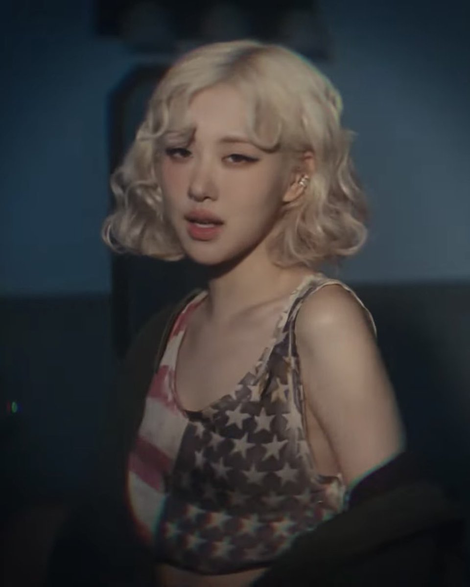 baby you're on my mind

ON MY MIND OUT NOW
#Alex_ROSÉ_OnMyMind #OnMyMind
#ROSÉ <a href="/numberoneHQ/">numberoneHQ</a>