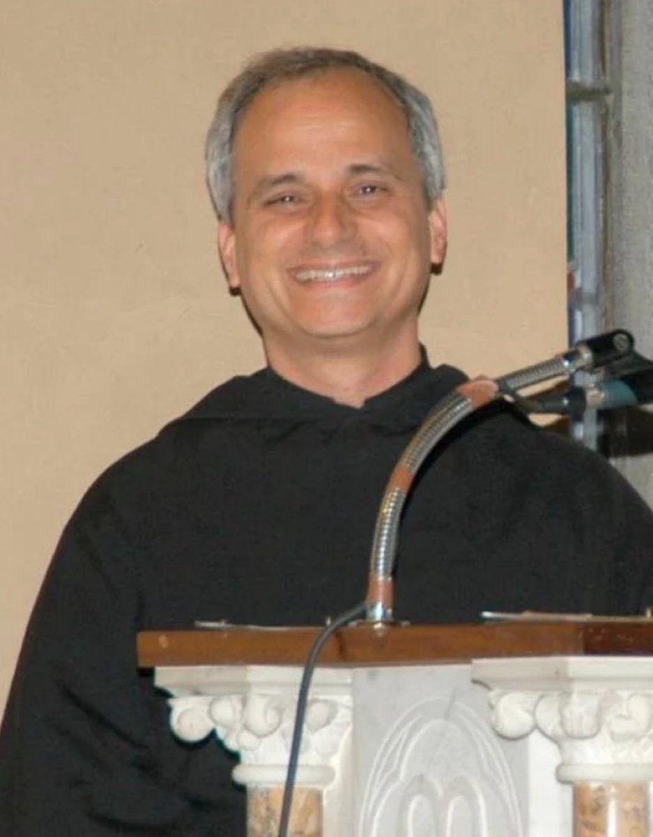 “Questo sorriso… 
così caldo, 
così vero. 
Come se dicesse: ‘Sono qui per voi’.” ❤️‍🔥

✍️ Dott. George Hitti 
Voce dalla Terra Santa 🇬🇪

🇬🇪 #DottorGeorgeHitti