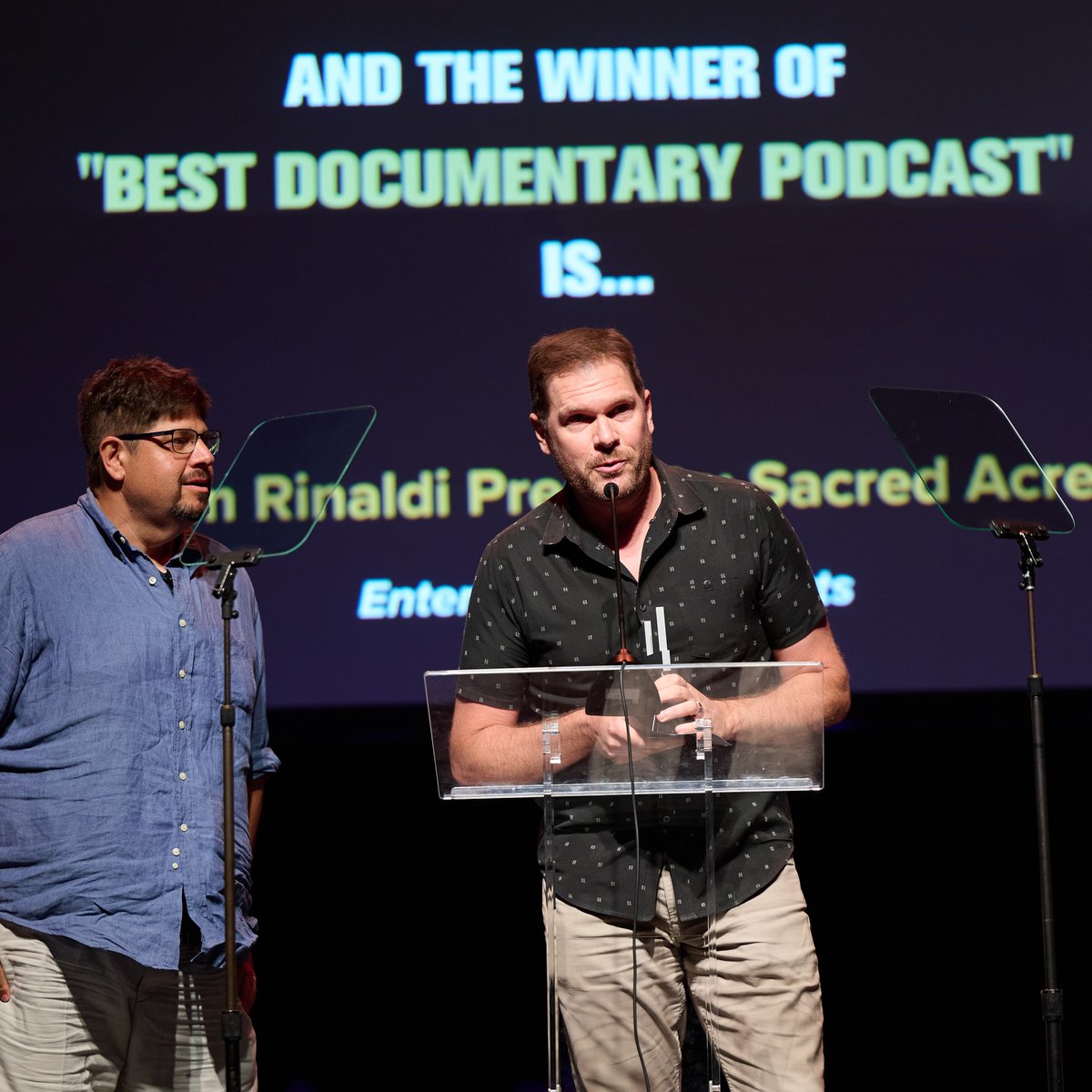 Steve Porter (@djsteveporter) on Twitter photo On behalf of <a href="/porterhousemdia/">PorterHouse Media</a>, Thank you to the best storyteller in the business - Tom Rinaldi - & thank you to the powerhouse teams & people at <a href="/FOXSports/">FOX Sports</a>, <a href="/blueduckmedia/">Blue Duck Media</a>, <a href="/GabeTheWP/">Gabe Goodwin</a>, <a href="/SabinoSports/">David Sabino</a>, <a href="/Turk0219/">Scott Turken</a> for writing, producing and bringing the Ed Thomas story to life. On behalf of <a href="/porterhousemdia/">PorterHouse Media</a>, Thank you to the best storyteller in the business - Tom Rinaldi - & thank you to the powerhouse teams & people at <a href="/FOXSports/">FOX Sports</a>, <a href="/blueduckmedia/">Blue Duck Media</a>, <a href="/GabeTheWP/">Gabe Goodwin</a>, <a href="/SabinoSports/">David Sabino</a>, <a href="/Turk0219/">Scott Turken</a> for writing, producing and bringing the Ed Thomas story to life.