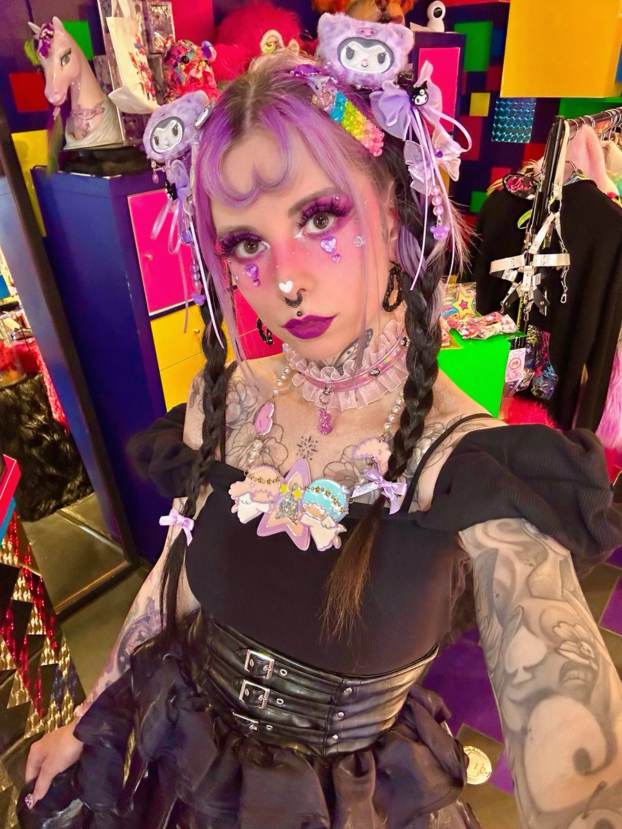 6dokidoki's tweet photo. Hi everyone! 💜 It's Silvi! 🦄💜 Today I feel like a princess 👸🏻 with this beautiful black Tiered Bone Skirt By 6-D 🖤

🖤 https://t.co/fRhT7a3G4m https://t.co/iw54YTsYK1