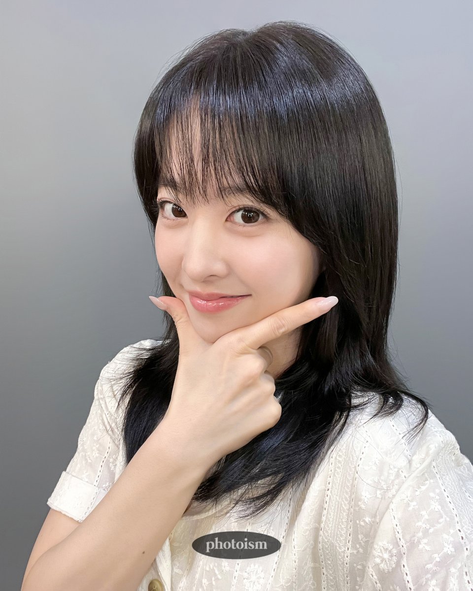 PHOTOISM X PARK BO YOUNG

보영이 셀카는 픽셀 하나하나가 사랑이야 💗
확대하면 하트 나올 것 같아 ,, 🔍

#포토이즘 #박보영

ONLY IN PHOTOISM