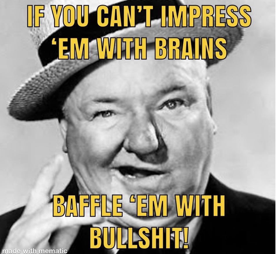 PIO2U's tweet photo. @atrupar #TrumpIsInsane #TrumpStupidAF https://t.co/QOnLYA2f3f